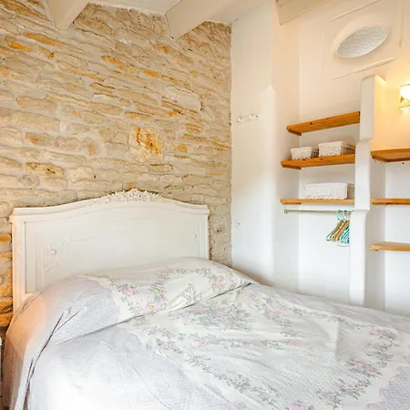 Dom wakacyjny Maison Cosy Dans Un Domaine *